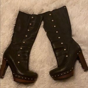 Ugg chunky heel boots 8.5